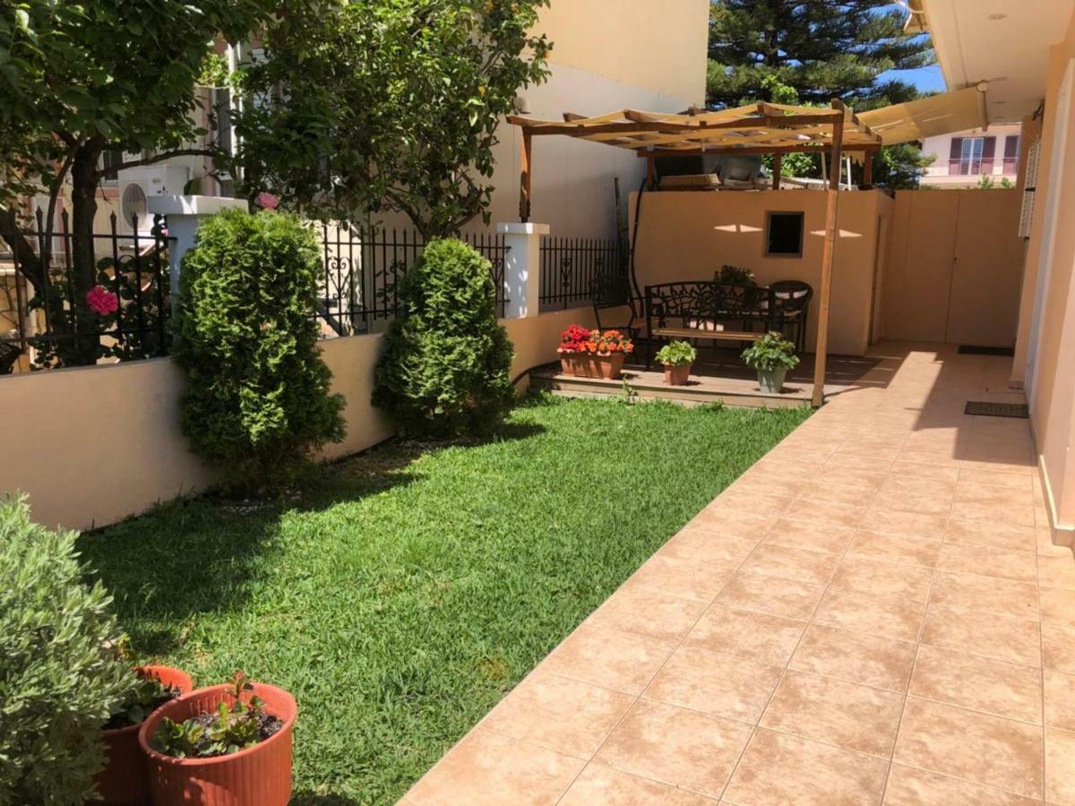 Artemis Apartments Lefkada City Екстер'єр фото